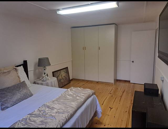 1 BEDROOM ROOM TO LET IN MERRIVALE HEIGHTS